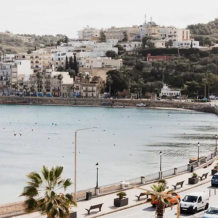 Appartement Brand New 3br Family Flat Balcony & Side Seaview *